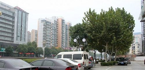 Jiujiang Bonnie Express Business Hotel Zewnętrze zdjęcie